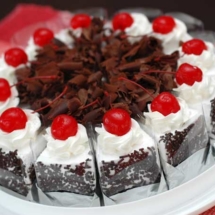 canova-black-forest-cake
